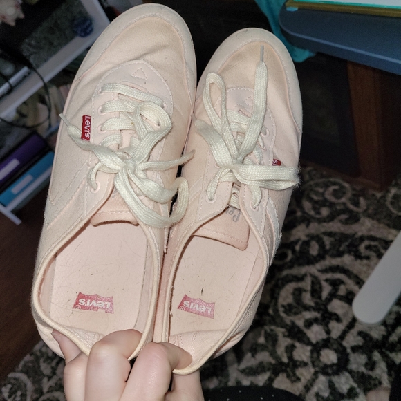 Shoes - Picture 2 of 5